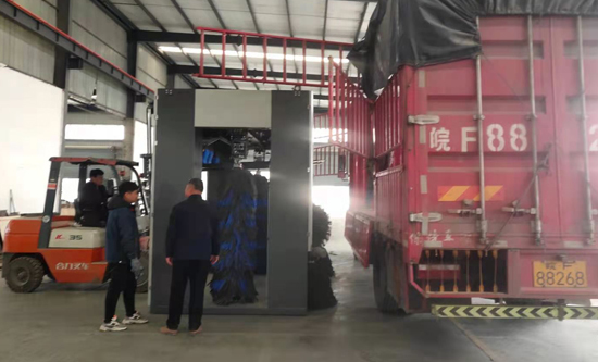 龙门5刷洗车机发往广东惠州大若物联科技有限公司